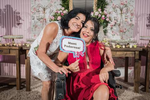 
Christian Kotoman - Fotógrafo de Formatura - Fotografia de Formatura - Porto Alegre - PUCRS ULBRA UFRGS
direito medicina odonto psicologia serviço social'