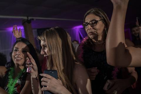
Christian Kotoman - Fotógrafo de Formatura - Fotografia de Formatura - Porto Alegre - PUCRS ULBRA UFRGS
direito medicina odonto psicologia serviço social'