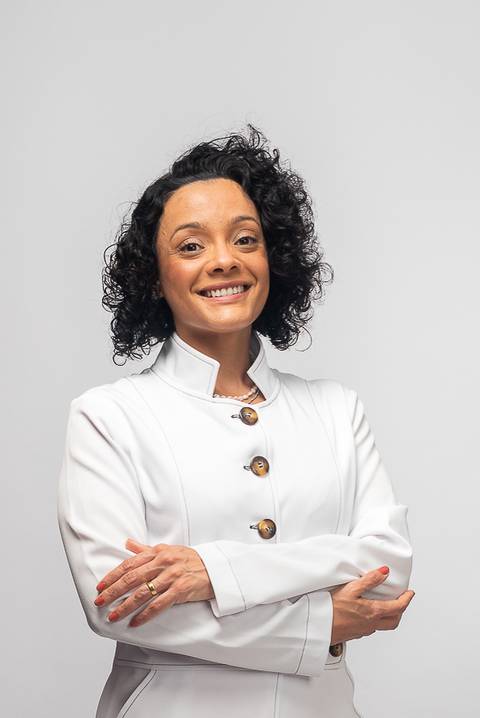 Renata Paranhos, dentista e produtora de conteúdo (ensaio em estúdio)'