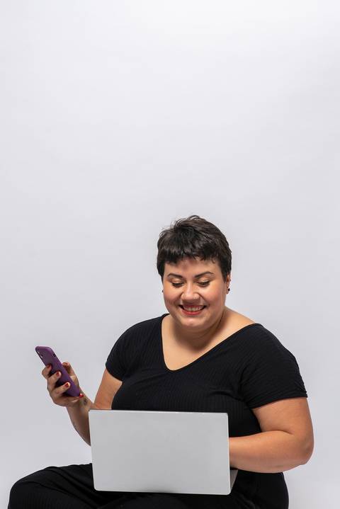 Roberta Chapetta, consultora de comunicação e produtora de conteúdo (ensaio em estúdio)'