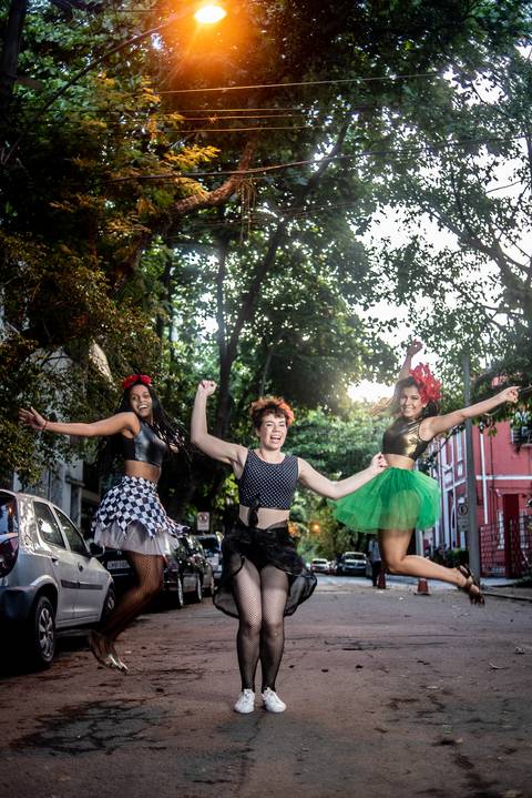 Editorial de Carnaval para a Nuv.ooo loja colaborativa'