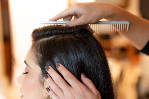 Editorial de passo a passo de penteado para Jornal Extra'