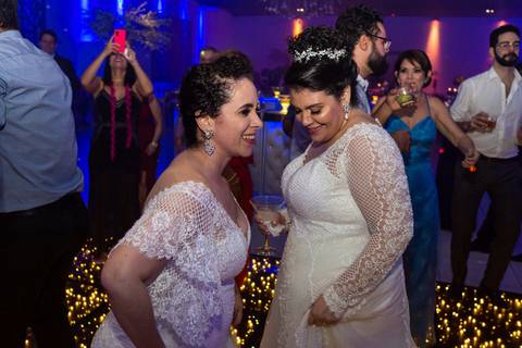 Balada do casamento da Melissa com a Flávia no Quinta dos Pinheiros- Serra da Cantareira - SP'