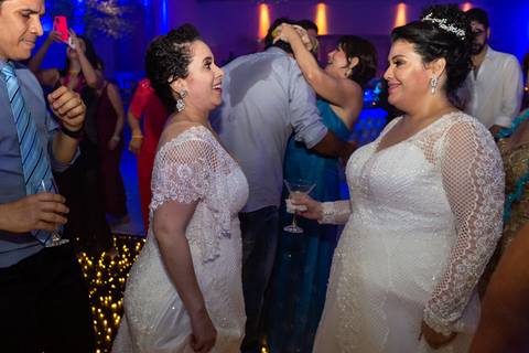 Balada do casamento da Melissa com a Flávia no Quinta dos Pinheiros- Serra da Cantareira - SP'