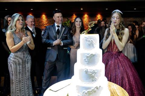 Festa 15 anos da debutantes Júlia no Villa Bisutti Cardoso de Melo em São Paulo- SP, fotógrafo de festa de 15 anos do Villa Bisutti Cardoso de Melo, vestido de 15 anos em SP, fotos de 15 anos em São Paulo, fotos de debutante no Villa Bisutti '