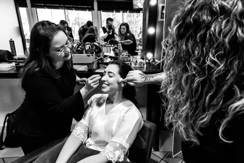 cabelo e maquiagem da noiva no buffet recanto dos sonhos - Riacho Grande - São Bernardo do Campo -SP'