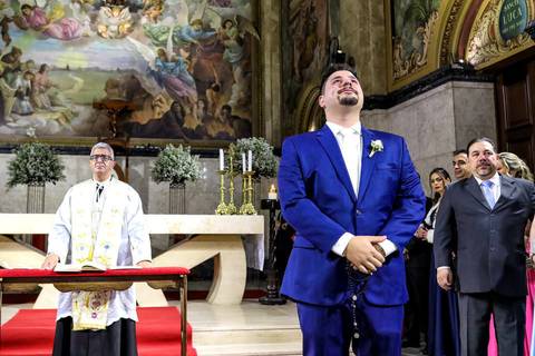 Entrada do noivo na cerimônia de casamento na paróquia Matriz Nossa Senhora de Santo André - SP, fotógrafo de casamento de Santo André, fotógrafo de casamento da paróquia Matriz Nossa Senhora de Santo André- SP'