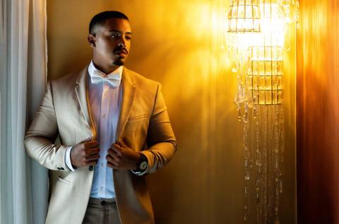 retrato do noivo no Sítio São Jorge- espaço Vdara, casamento Beatriz e Victor no sítio São Jorge - espaço Vdara em São Bernardo do Campo- SP'