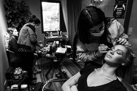 Making of da noiva Beatriz no Sítio São Jorge- Espaço Vdara em São Bernardo do Campo - SP, preparação da noiva Beatriz no Sítio São Jorge'