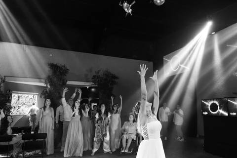 fotografia de casamento do casal Beatriz e Victor no Sítio São Jorge - espaço Vdara em São Bernardo do Campo em São Paulo'