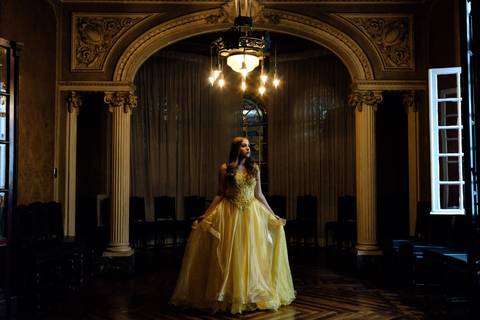 Ensaio Fotográfico Debutante, Antonella 15 Anos, Vestido Maravilhoso, Buffet Manaus, Fotógrafo SP, Memória Inesquecível'