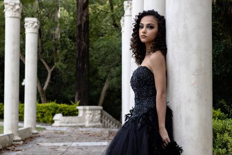 Ensaio Debutante Lara, Debutante São Paulo, Fotografia Palácio dos Cedros, Ensaio Palácio dos Cedros, Lara 15 anos, Fotógrafo Debutante São Paulo, Fotos Debutante, Palácio dos Cedros Ensaio, Book Debutante, Ensaio Fotográfico 15 anos, Ensaio Lara Palácio '