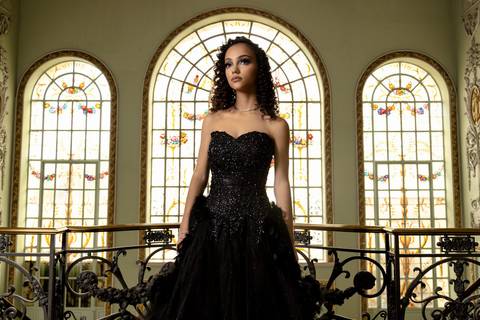 Ensaio Debutante Lara, Debutante São Paulo, Fotografia Palácio dos Cedros, Ensaio Palácio dos Cedros, Lara 15 anos, Fotógrafo Debutante São Paulo, Fotos Debutante, Palácio dos Cedros Ensaio, Book Debutante, Ensaio Fotográfico 15 anos, Ensaio Lara Palácio '