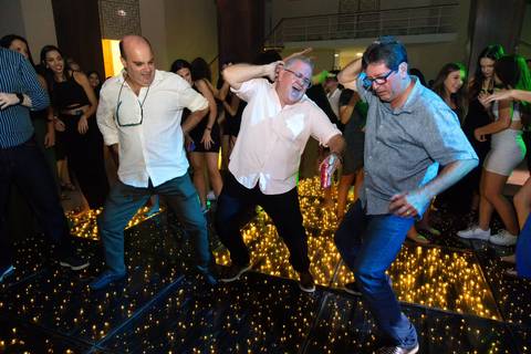 Fotógrafo de debutantes São Paulo, Fotógrafo de festa de 15 anos, Rafaela, Debutante
Festa de 15 anos Mansão Génova, Villaggio Europeo, Mansão Génova, Mooca
Festa de debutantes, Celebração de 15 anos, Fotografia de debutantes São Paulo'