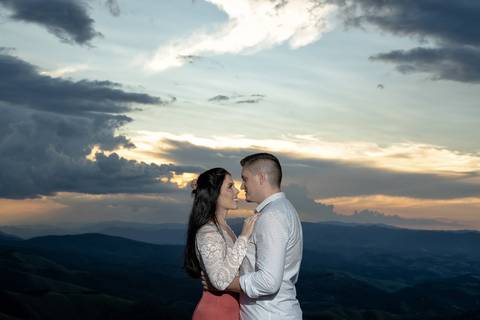 Fotógrafo pré-wedding em Campos do Jordão, Ensaio pré-wedding em São Paulo, Fotógrafo de casamentos em Campos do Jordão, Serviço de fotografia pré-wedding, Melhor fotógrafo para pré-wedding em Campos do Jordão,  Fotos pré-casamento em Campos do Jordão '