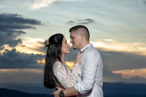 Fotógrafo pré-wedding em Campos do Jordão, Ensaio pré-wedding em São Paulo, Fotógrafo de casamentos em Campos do Jordão, Serviço de fotografia pré-wedding, Melhor fotógrafo para pré-wedding em Campos do Jordão,  Fotos pré-casamento em Campos do Jordão '