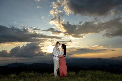 Fotógrafo pré-wedding em Campos do Jordão, Ensaio pré-wedding em São Paulo, Fotógrafo de casamentos em Campos do Jordão, Serviço de fotografia pré-wedding, Melhor fotógrafo para pré-wedding em Campos do Jordão,  Fotos pré-casamento em Campos do Jordão '