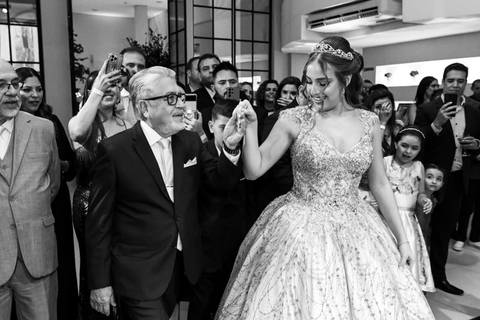 Valsa tradicional, debutante, festa no Mansão Araci
Fotografias incríveis, John Edgard, Mansão Araci'