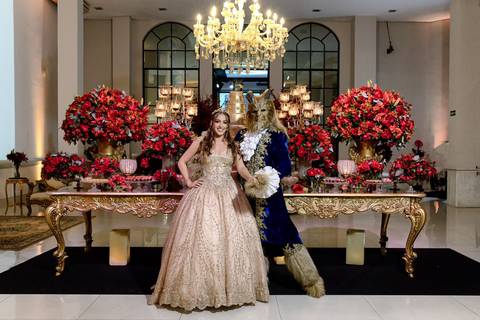 festa de 15 anos Antonella fotografia de 15 anos na Mansão Araci, foto 15 anos Bela e a Fera Antonella '