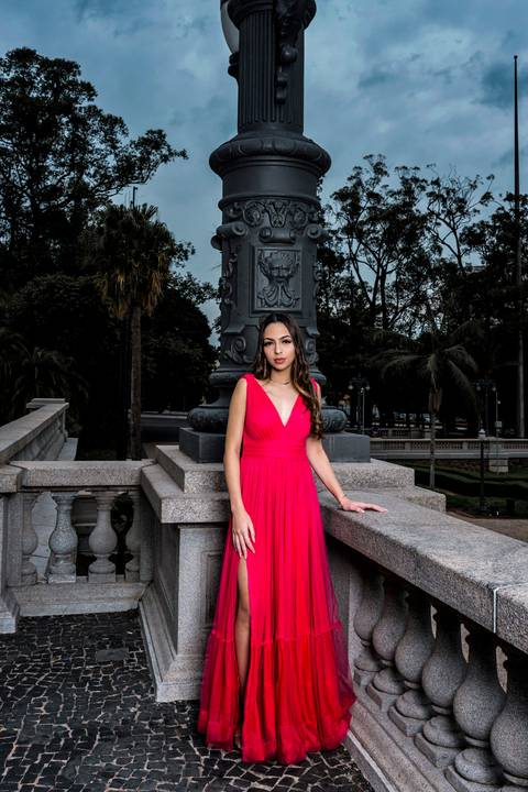 Ensaio fotográfico da debutante Maria no museu do Ipiranga - SP, para a sua festa de 15 anos, fotógrafo de debutante do Museu do Ipiranga - SP, fotos de debutante no Museu do Ipiranga'