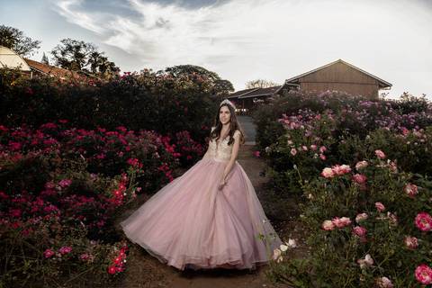 ensaio de debutante da Biah em Holambra - SP, ensaio de festa de 15 anos em Holambra, fotos de debutantes em SP'