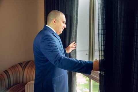 Vista deslumbrante no hotel do making of do noivo'