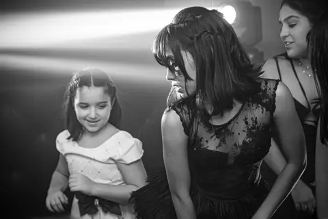 Corografia de 15 anos no Buffet Hora da Festa em Santos'