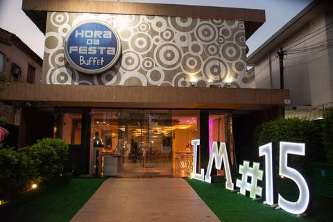 Festa de Debutante no Buffet Hora da Festa'