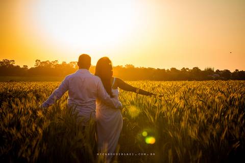 Holambra-fotos-pre-casamento-golden-hour-carol-victor'