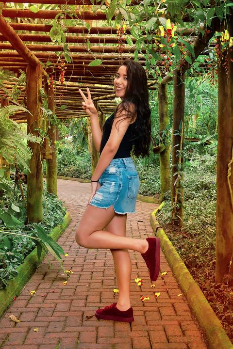 Ensaio de 15 anos de Maria Aline - Guarujá com o Fotógrafo Ricardo Di Blazi'