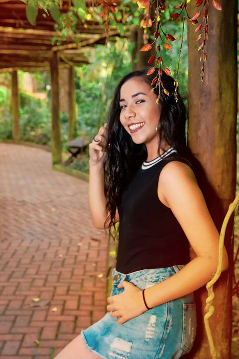 Ensaio de 15 anos de Maria Aline - Guarujá com o Fotógrafo Ricardo Di Blazi'