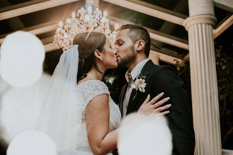  Beijo dos noivos Salão Solar Macembu'