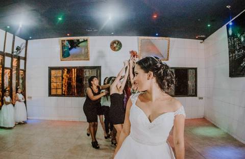 Hora de jogar o Buquê'