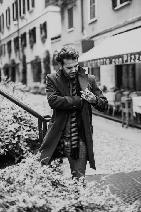 portrait visual artist milan milano brasileiro brasiliano fotografo artista na italia famoso plastico leonardo rodrigues algozzino via brera fotos ensaio retratos'