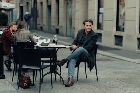 Photographer in Italy Milan Monza Brazilian Wedding Famous Artist Visual Artist Milan Via Brera Winter Photoshoot Photographer Leonardo Algozzino Marcello Dellova'