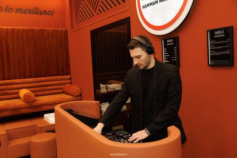 milano fotografo evento Fotografo economico eventi Massimo Boldi Due nabils hammam nails spa reels videomaker leonardo algozzino new gig promotion'