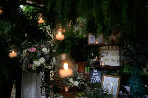 decoração de casamento mesa do bolo casamento no campo '
