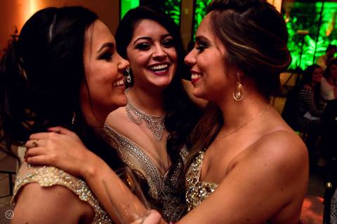 Formatura Psicologia Murano momento entre os formandos'