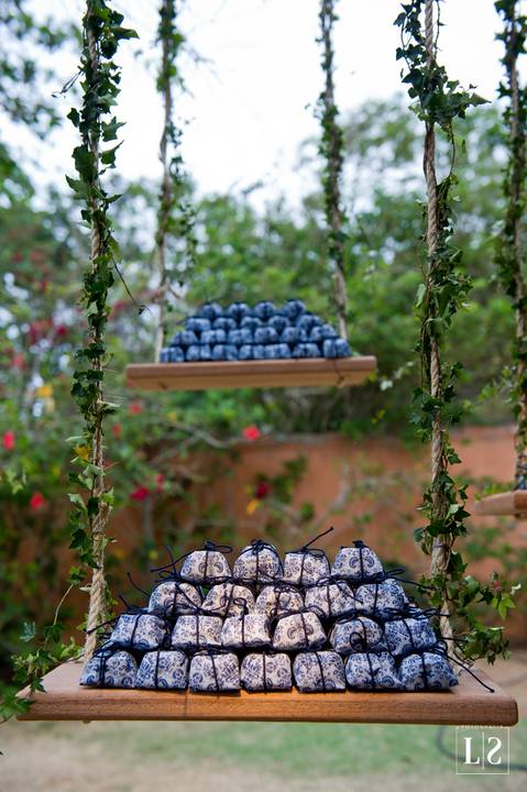 decoraçao-de-casamento-com-bem-casados'