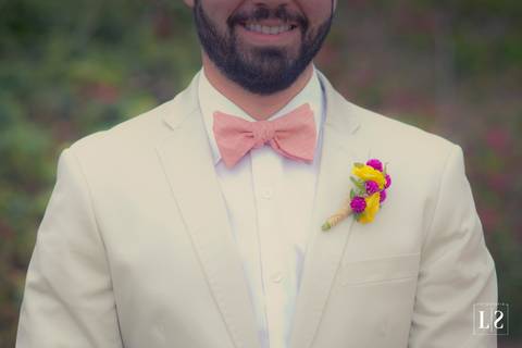 noivo-com-gravata-rosa'