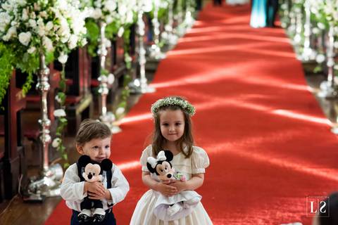 entrada-da-dama-e-pajem'