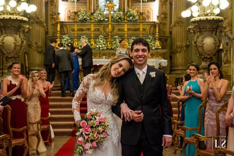 saida-dos-noivos-da-igreja'