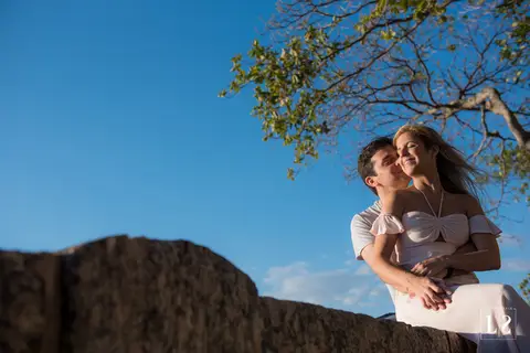 ensaio-casal-abraçado'