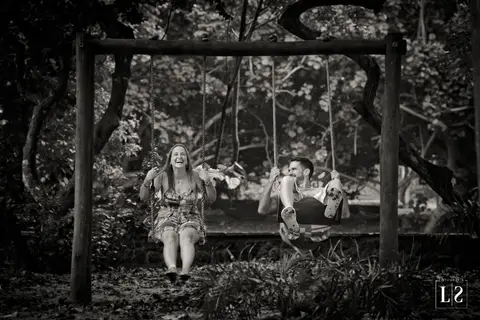 ensaio-casal-no-balanço'