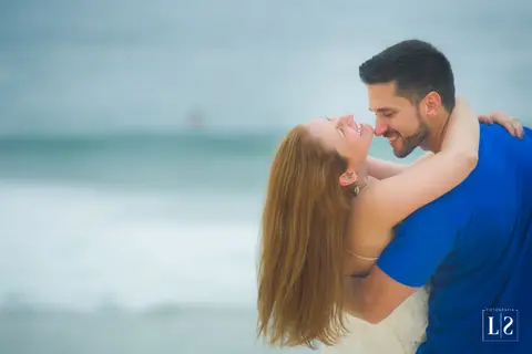 ensaio-casal-abraçado'