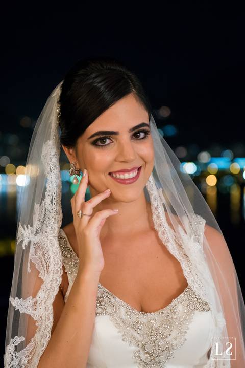 noiva-posando-para-a-foto'