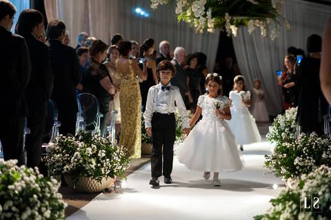 entrada-do-pajem-e-daminhas'