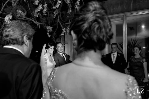 noivos-na-cerimonia'