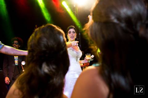 noiva-na-pista-de-dança'