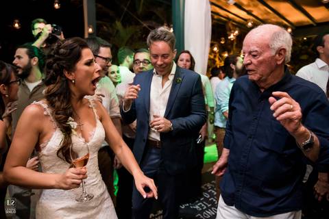 avô-na-pista-de-dança-casamento'